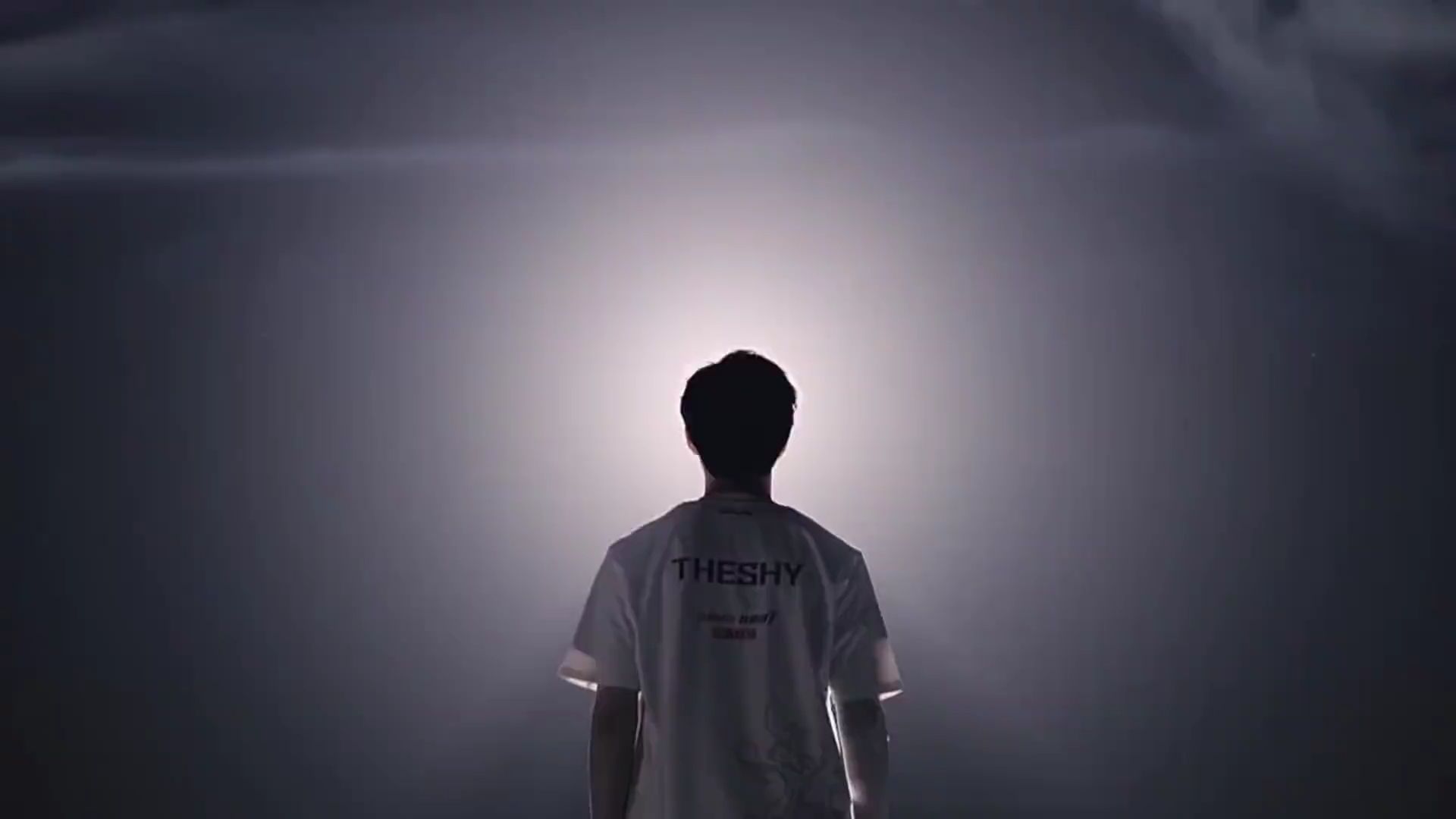 她也是全社 她也是全社