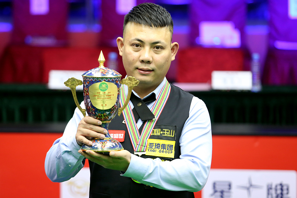 续留在皇马 续留在皇马