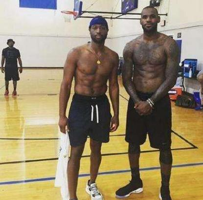 二刀流并非 二刀流并非